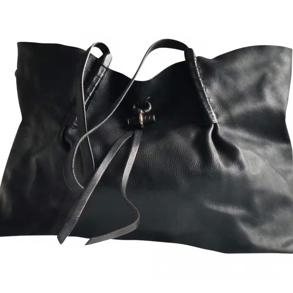Nina Ricci Ondine Tote Black Leather